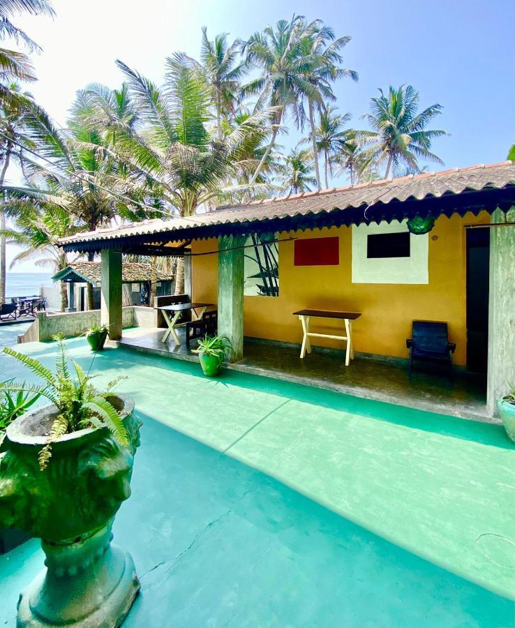 Praneeth Guest House Mirissa Exterior foto